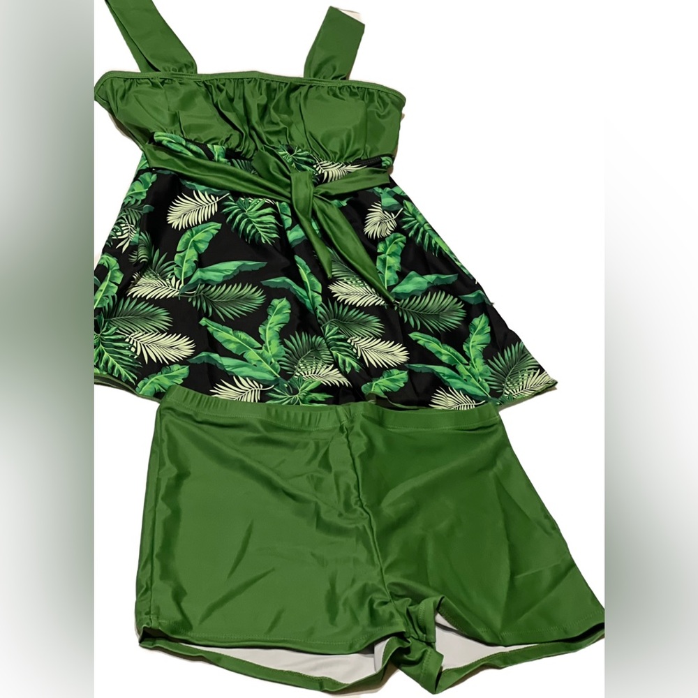 Green Tropical Print Swimsuit Set